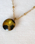 EL026-17 Black/Gold Resin Necklace