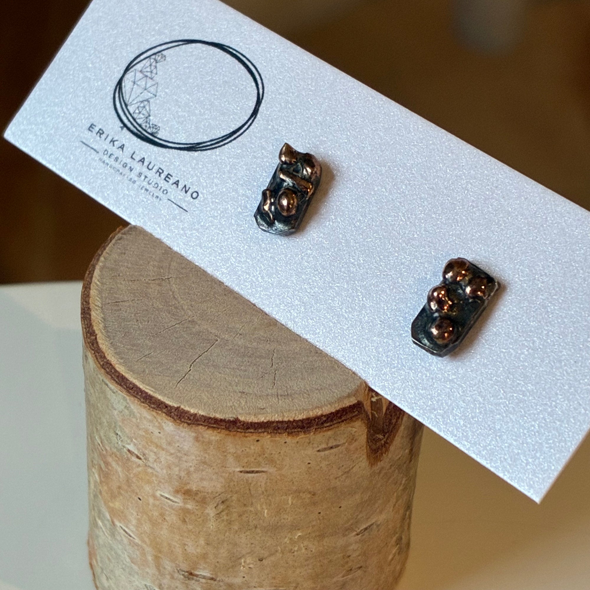 EL026-21 Tab Studs