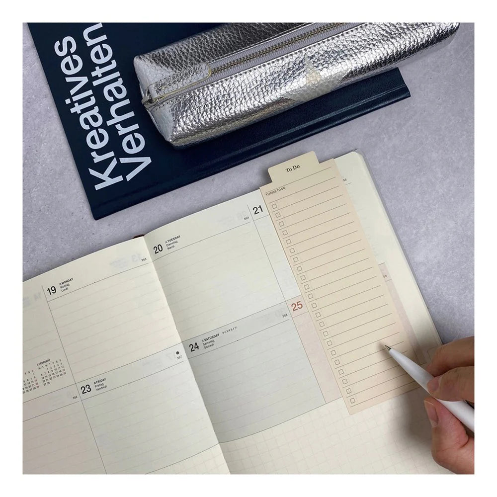 STYLE BOOKMARKER MONTHLY