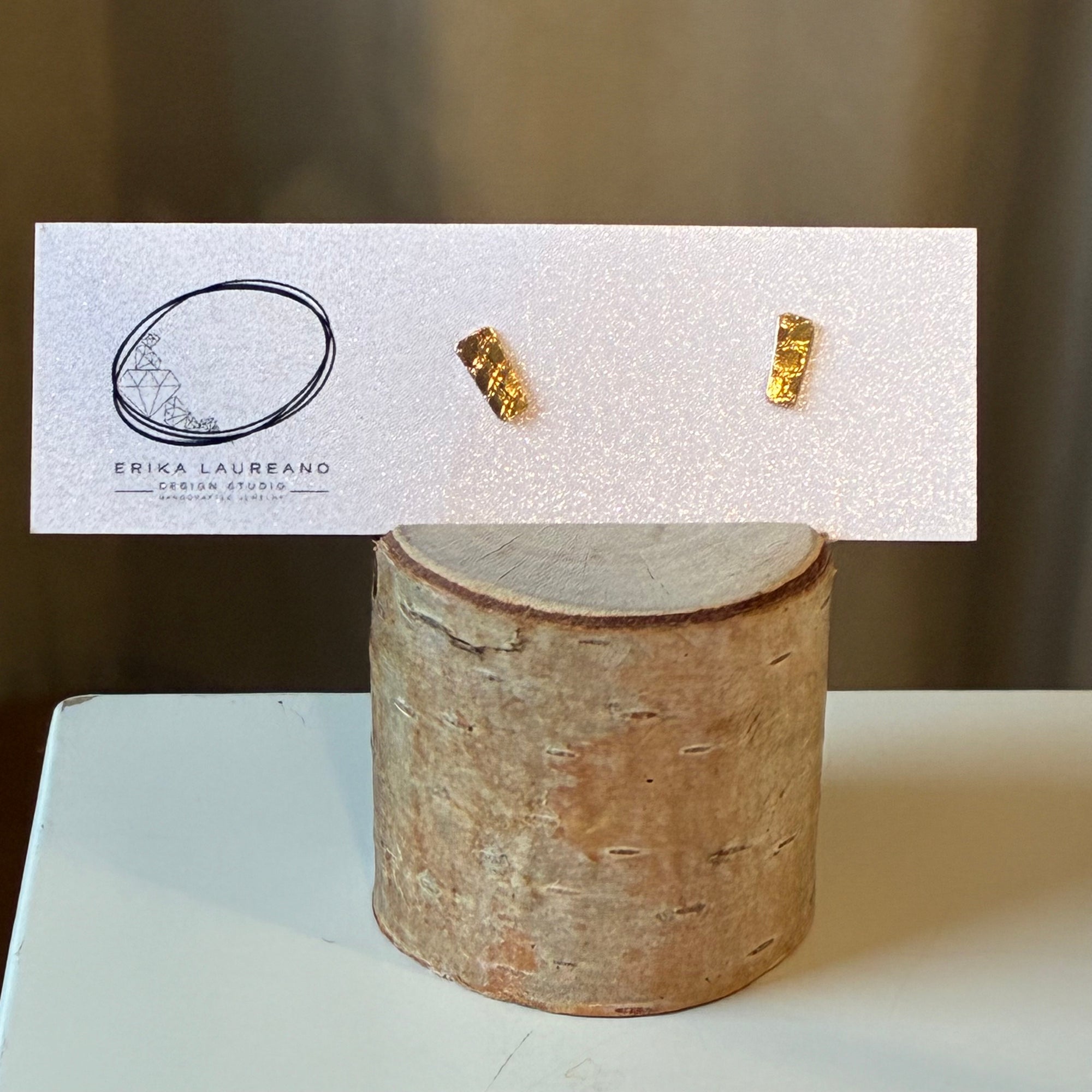 EL026-09 Embossed Rectangle Studs