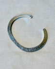 EL026-28 Hammered Triangle Cuff