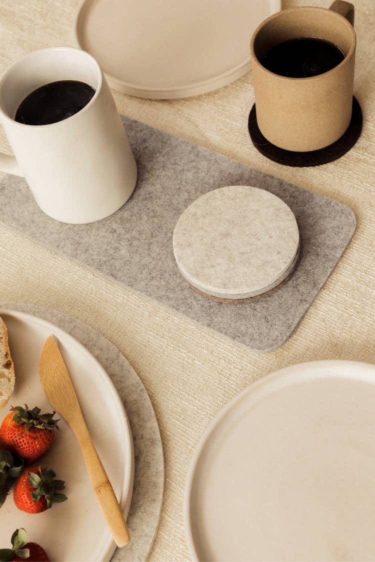 Bierfilzl Merino Wool Felt Round Coaster 4 Pack Noir