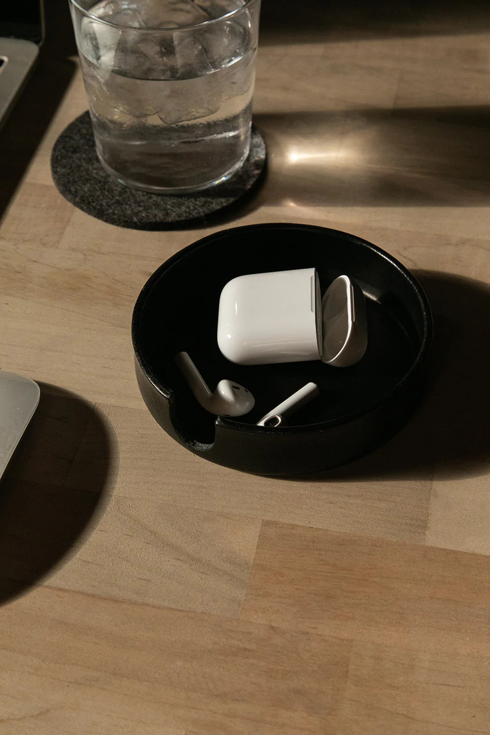 Kobon Round Tray - Black