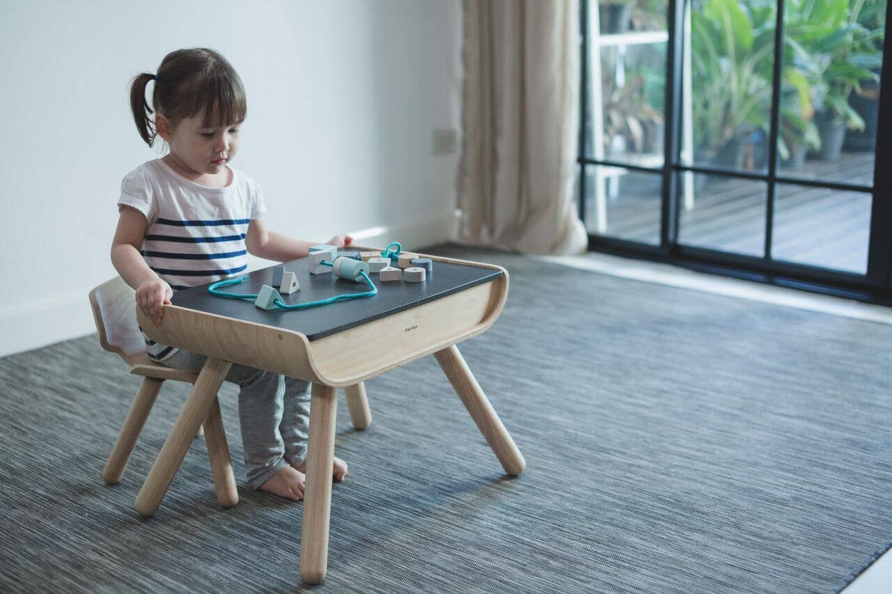 Table And Chair - Black